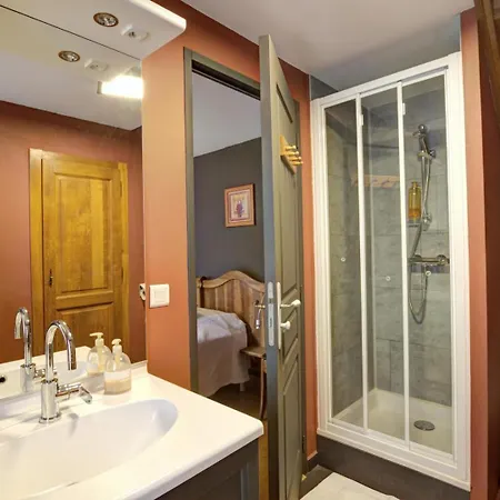 Le Clos Du Martouret Bed and Breakfast Roisey